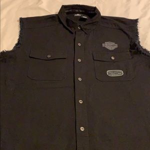 Harley-Davidson men’s sleeveless shirt.  Xl